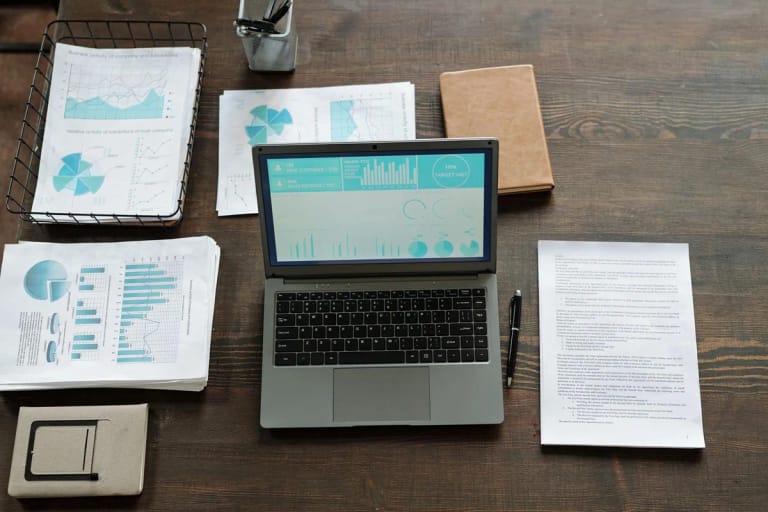 Why Small Businesses Struggle to Attract Customers (And How to Fix It)